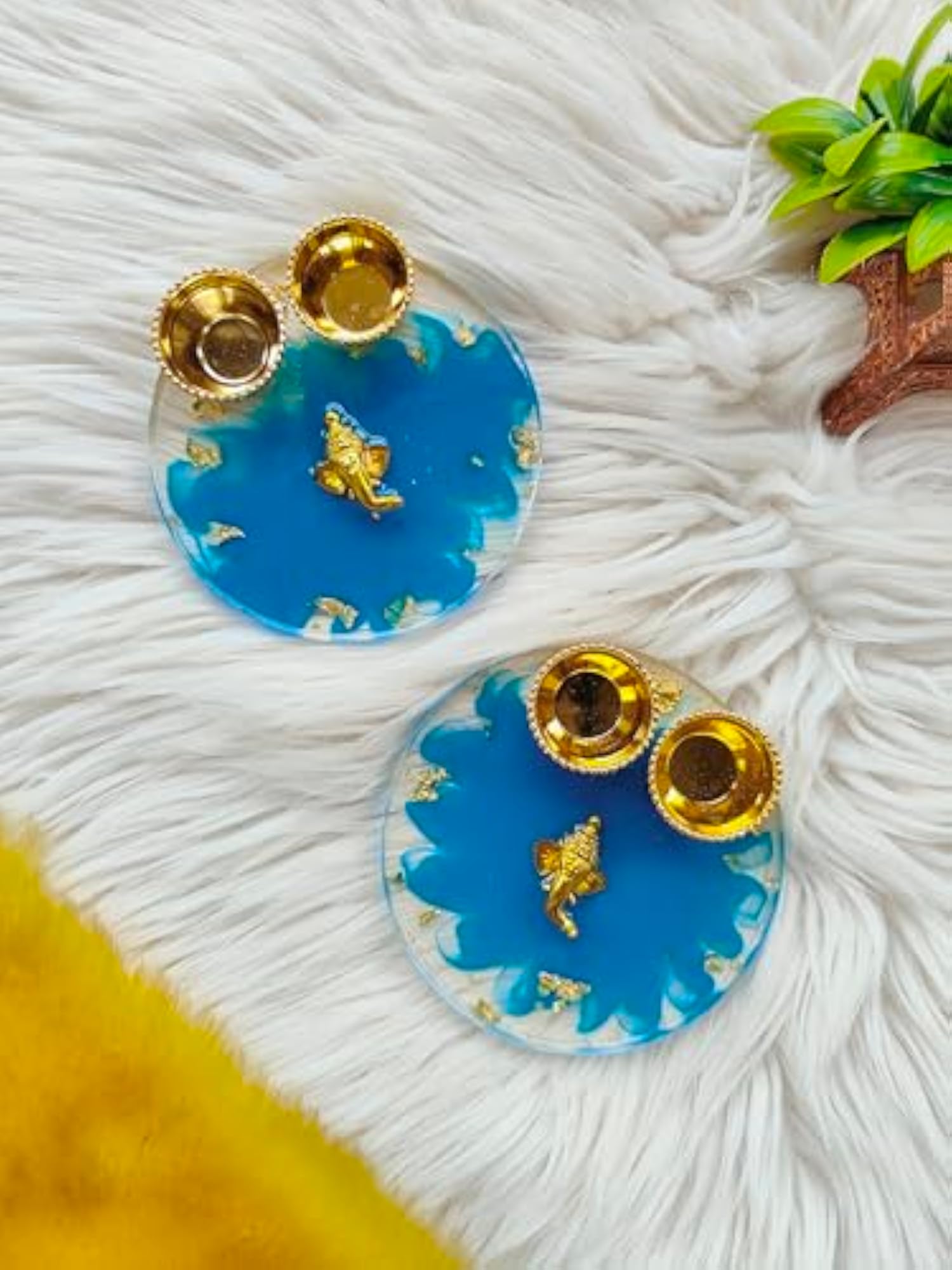 Resin Pooja Plate with Two KATORIS, 4 Inches